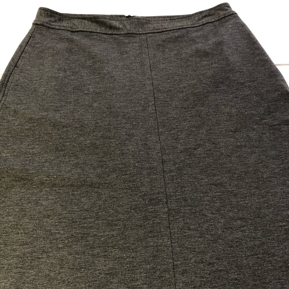 J. Jill Gray Skirt W/ Slash Pockets Sz 10 Stretch